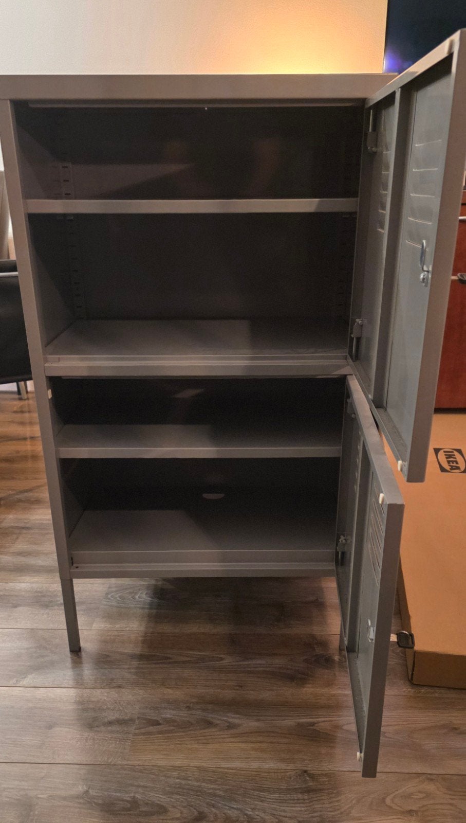 2x IKEA PS Kastje - Grijs metalen locker, Ophalen, Zo goed als nieuw, Industrieel, Modern, Locker