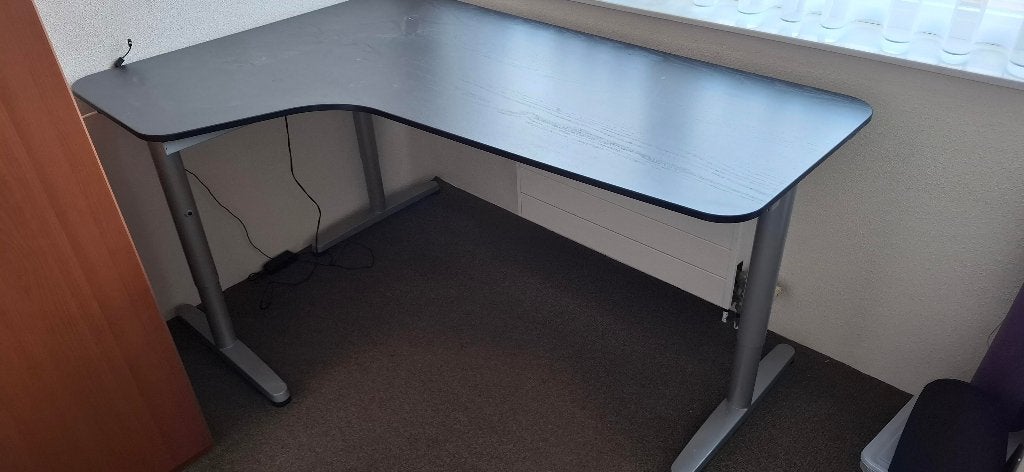 IKEA Bureau Galant, Ophalen, Zwart, 160 cm, In hoogte verstelbaar