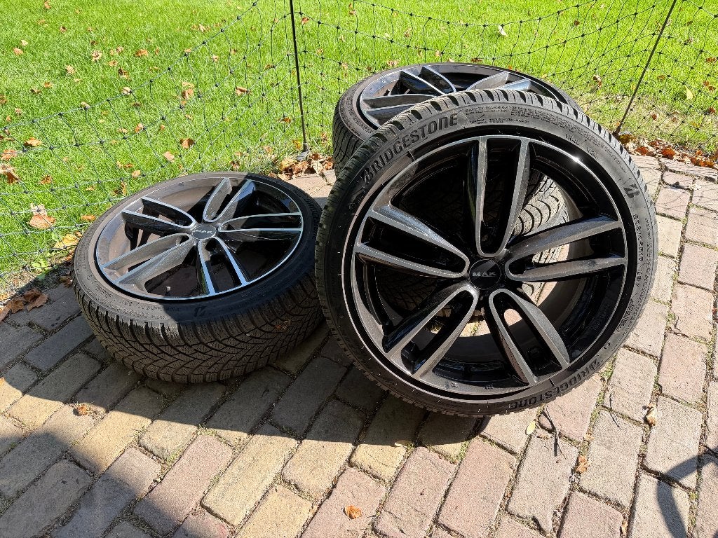 17 inch MAK Oxford Zwart gepolijst velg met winterband, Auto-onderdelen, Banden en Velgen, Ophalen, Gebruikt, Banden en Velgen