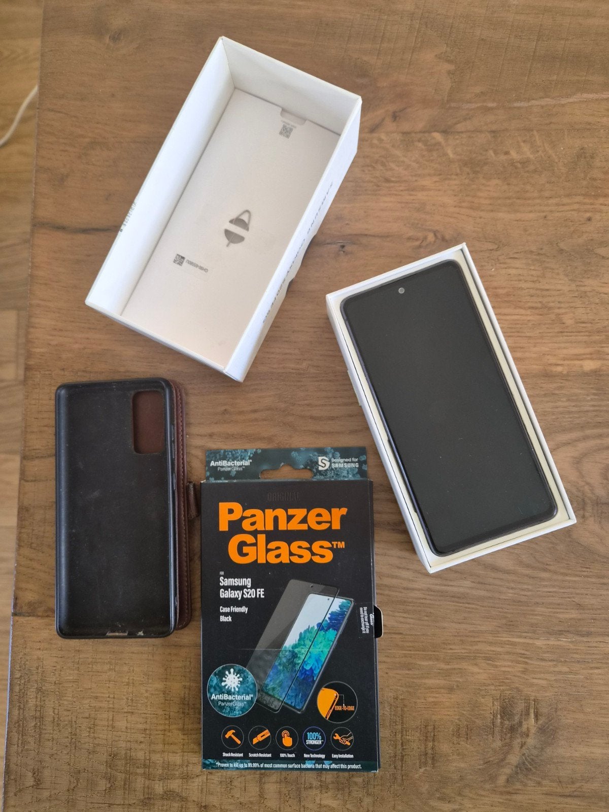 Samsung Galaxy S20 FE 5G met PanzerGlass en hoesje, Overige modellen, Zwart, Touchscreen, Ophalen of Verzenden