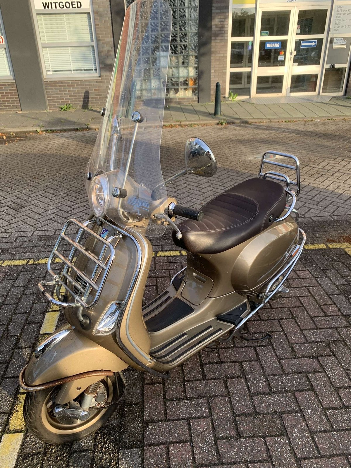 Vespa lx, Fietsen en Brommers, Scooters | Vespa, Ophalen of Verzenden, Zo goed als nieuw, Benzine, Vespa LX