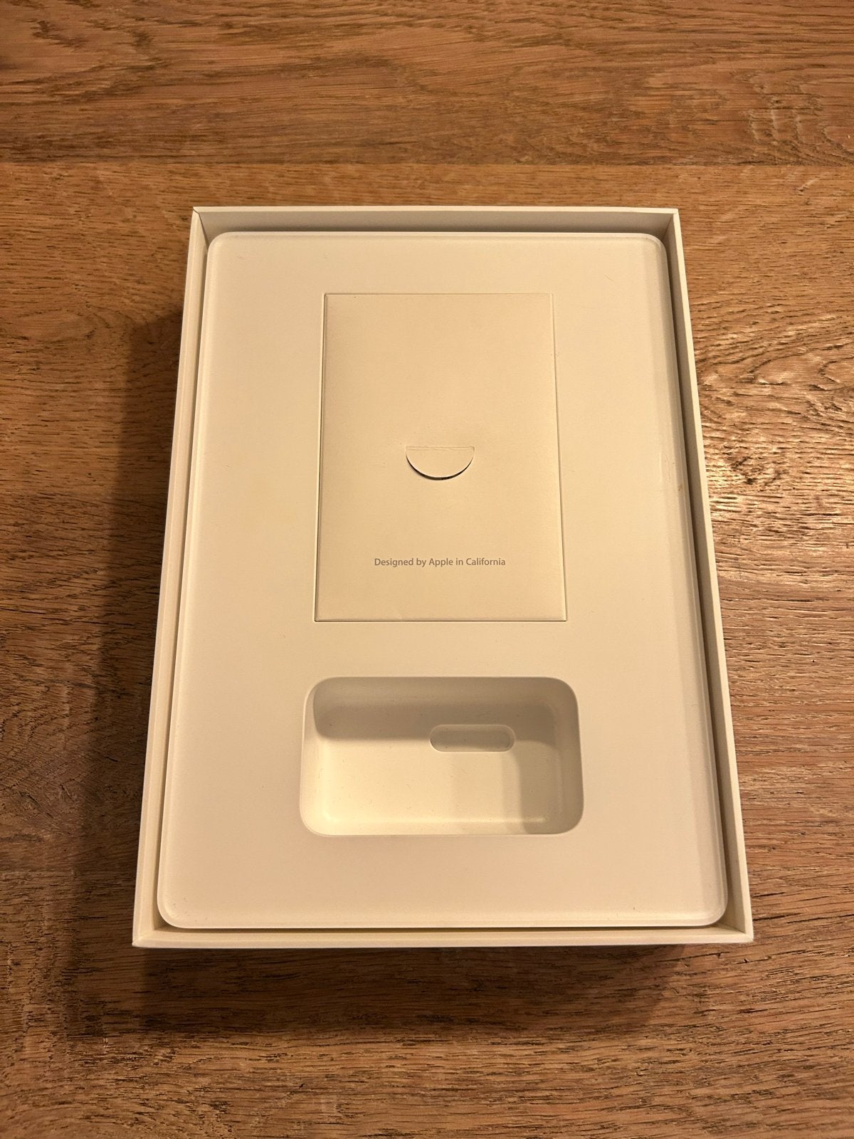 Foto 6 van Apple iPad Air 16GB Wi-Fi - Zilver (MD788NF/A)