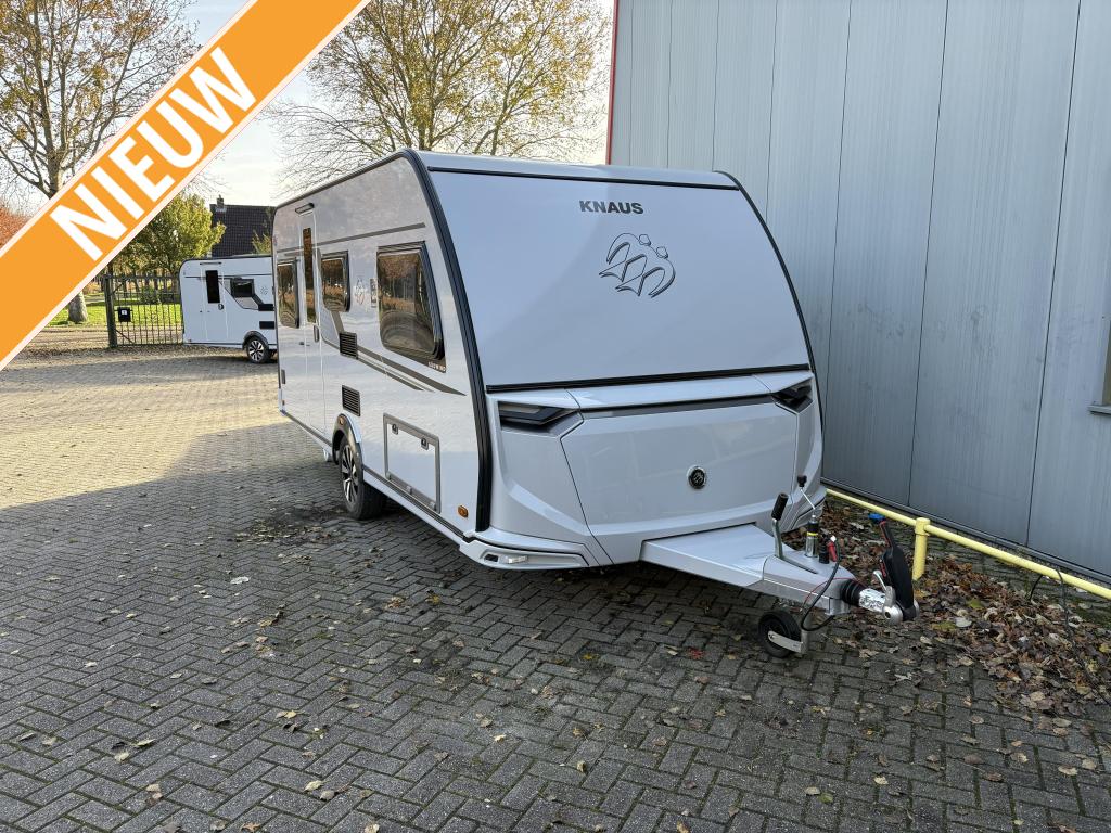 Knaus Sudwind Black Selection 460 EU Model 2026, Dwarsbed, Standaardzit, Schokbreker, Bedrijf