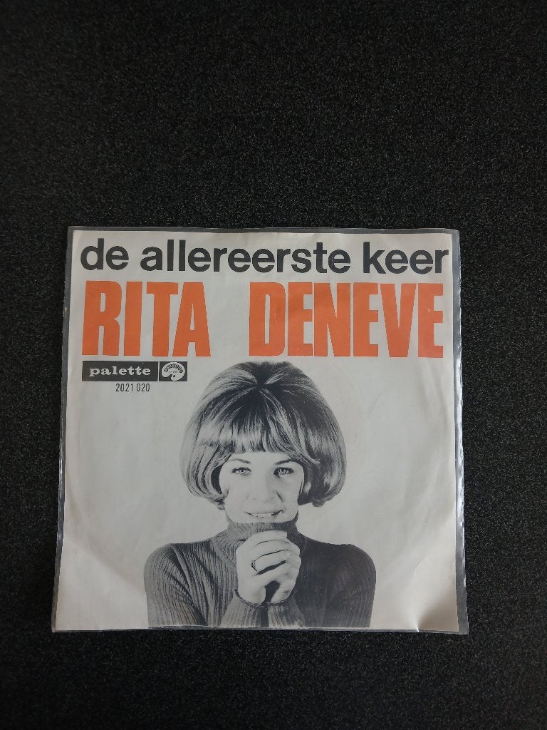 rita deneve  de allereerste keer 45t, Cd's en Dvd's, Vinyl | Nederlandstalig, Ophalen of Verzenden, Gebruikt, 7 inch, Levenslied of Smartlap