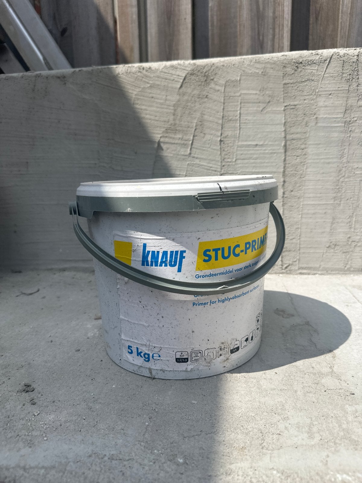 Knauf Stuc-Primer - Ongeopend 5 kg, Doe-het-zelf en Verbouw, Verf, Beits en Lak, Nieuw, Verf, Minder dan 5 liter, Overige kleuren