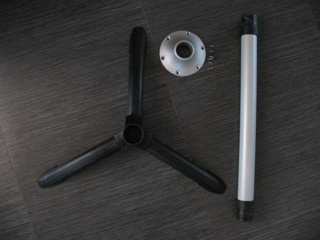 Fiamma Tripod + tafelpoot Tube + opbouwflens, Caravans en Kamperen, Ophalen, Zo goed als nieuw, Campingmeubel-accessoire