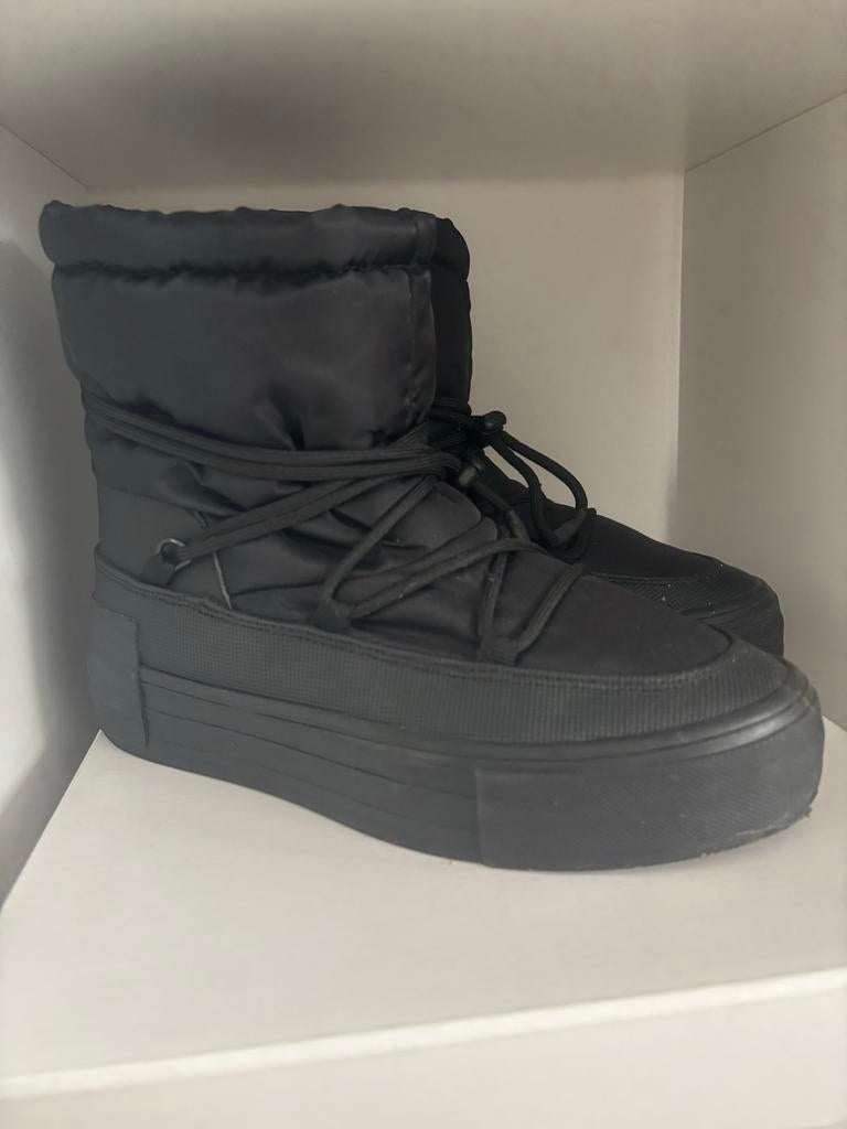 Calvin Klein Snowboots Maat 38 Zwart, Kleding | Dames, Schoenen, Ophalen of Verzenden, Zo goed als nieuw, Zwart, Snowboots