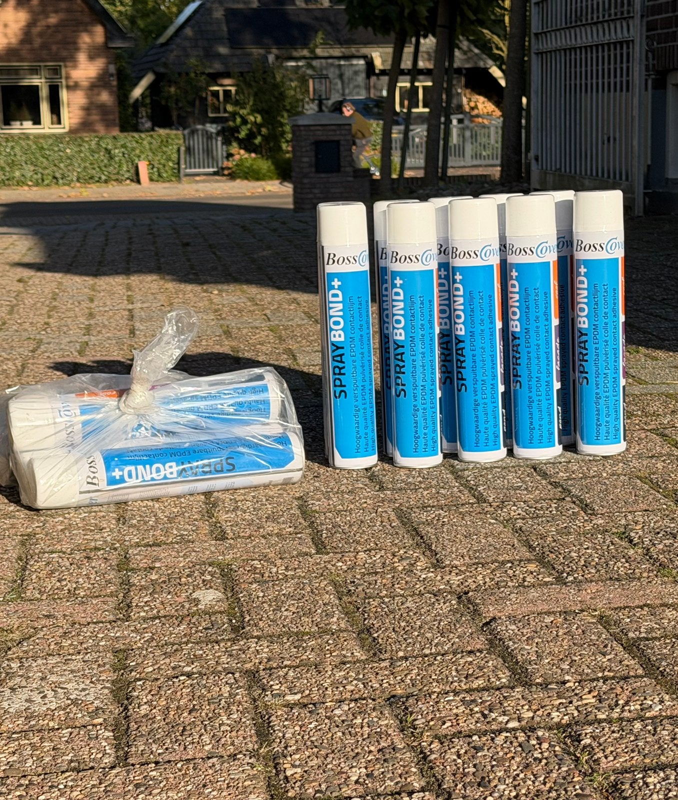 Spraybond+ EPDM contactlijm Bosscover, Minder dan 5 liter, Ophalen of Verzenden, Zo goed als nieuw, Groen