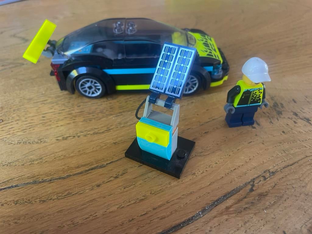 LEGO electrische auto -60383, Ophalen of Verzenden, Zo goed als nieuw, Overige merken