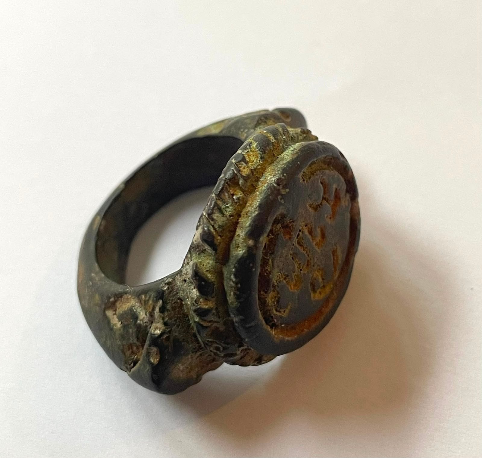 uit de 16e eeuw. 30 grm-17 mm. Ottomaanse Qadi-ring., Ophalen of Verzenden