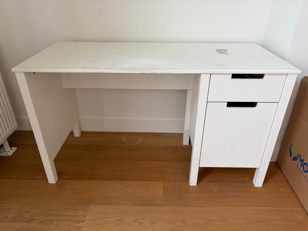 Houten Bureau - Opgeknapt weer als nieuw!, Gebruikt, Hout, Ophalen of Verzenden, Wit