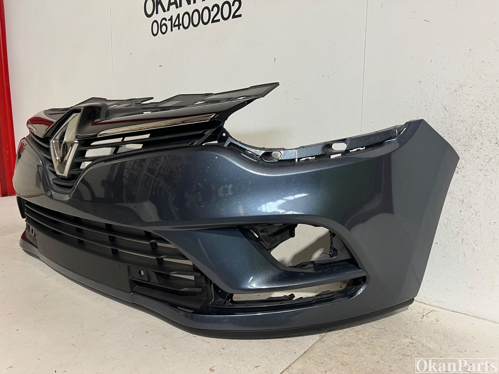 Renault Clio IV Facelift voorbumper 620221630R, Auto-onderdelen, Renault Group, Gebruikt, Contact.group@renault.com, Ophalen of Verzenden