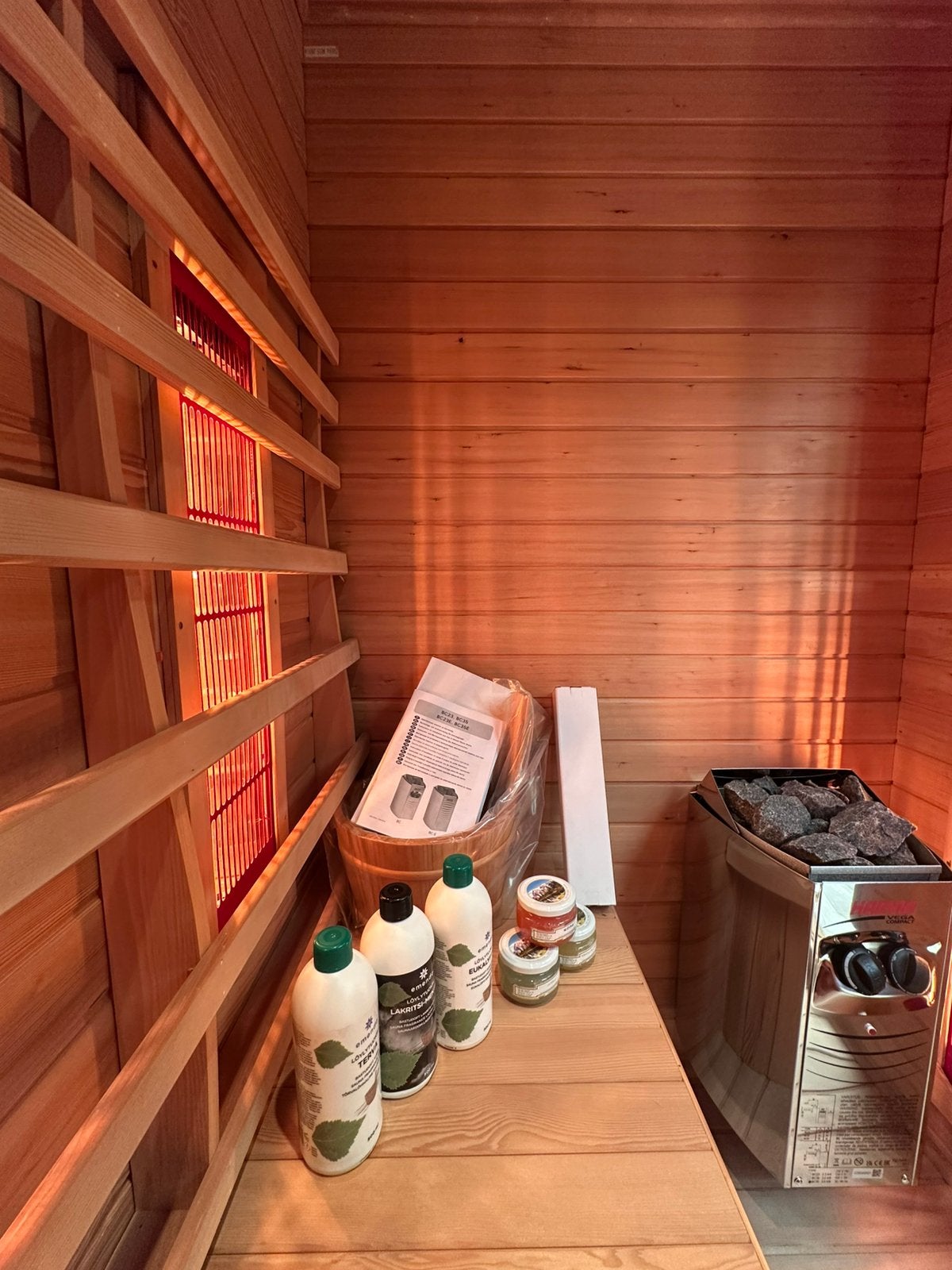 Showmodel Combi Sauna | Infrarood + 3,5kW Harvia 230V| OP=OP, Info@inner-stillness.nl, Fins of Traditioneel, 7665VB, Complete sauna