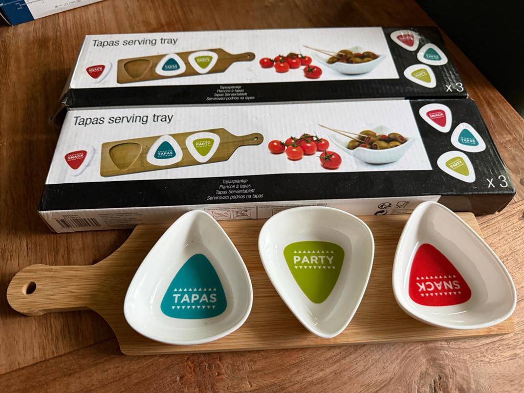 Tapas serveerplankjes met schaaltjes (2 sets), Overige typen, Hout, Nieuw, Ophalen of Verzenden
