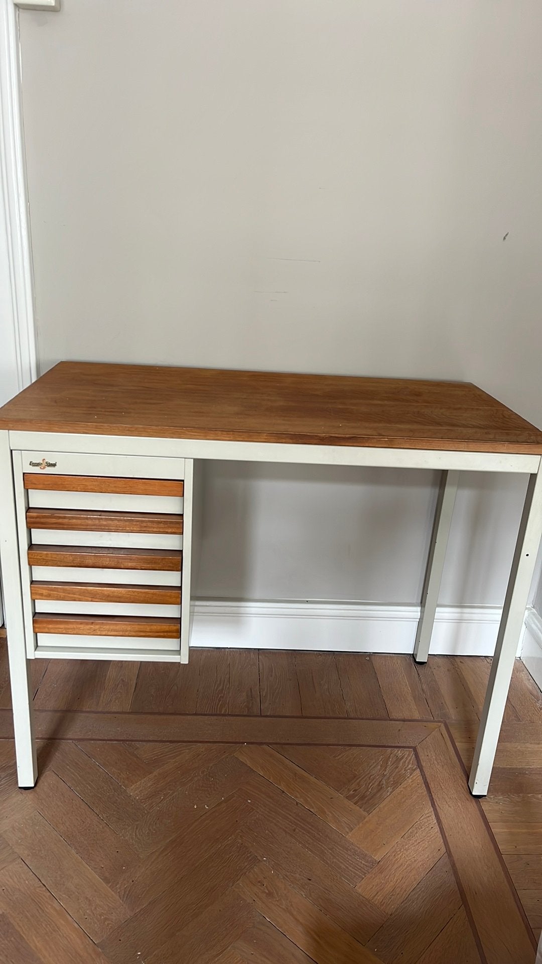 Vintage Emmein Staal bureau jaren '50 met houten blad, Huis en Inrichting, Bureaus, Ophalen, Overige typen, Gebruikt, Met lades