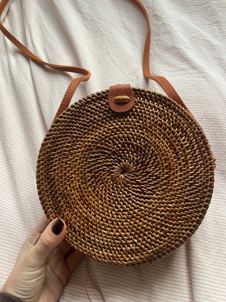 Vintage ronde beige bruine rieten schoudertas, Ophalen of Verzenden, Zo goed als nieuw, Bruin, Overige merken