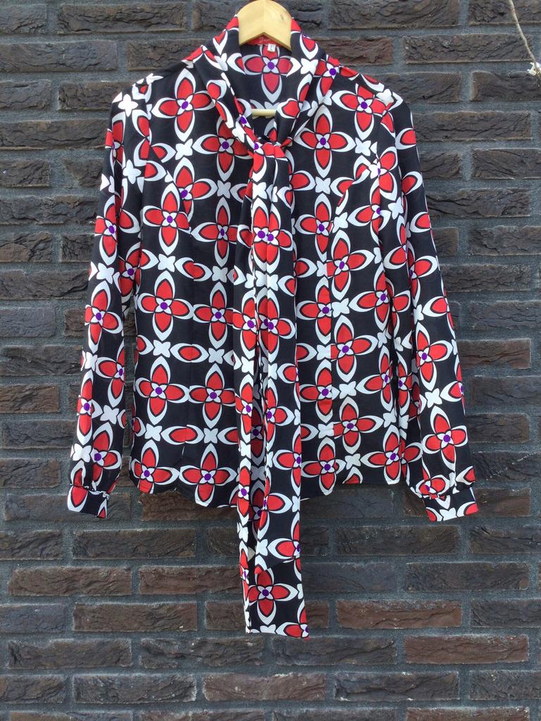 Blouse rood zwart maat L Just Dai, Maat 42/44 (L), Just Dai, Ophalen of Verzenden, Zo goed als nieuw
