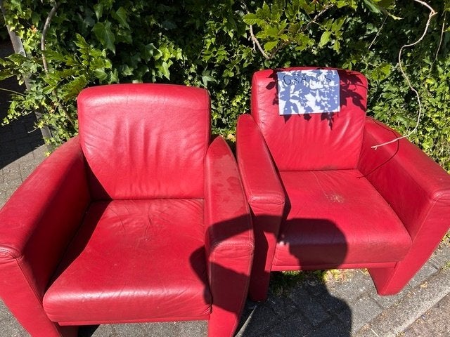 2 rood lederen fauteuils, gratis meenemen, Ophalen, Gebruikt, 75 tot 100 cm, 50 tot 75 cm
