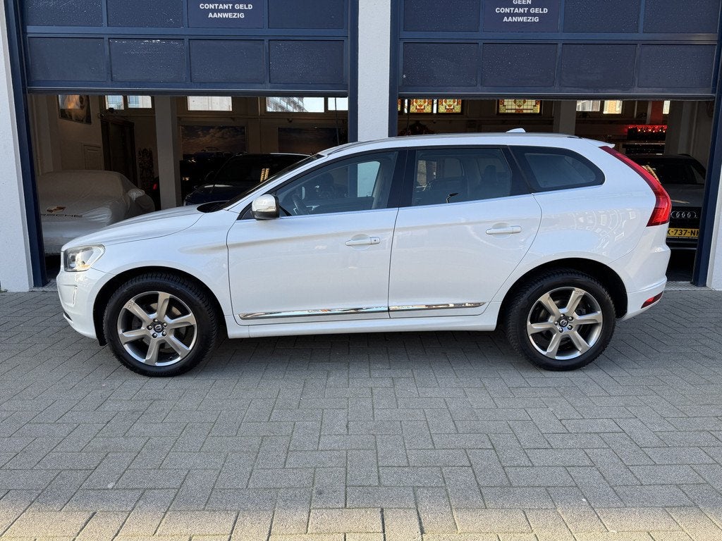 Volvo XC60 2.0 T5 FWD Summum NL AUTO/LEDER (bj 2014), Euro 5, 4 cilinders, Automatische klimaatregeling, Wit