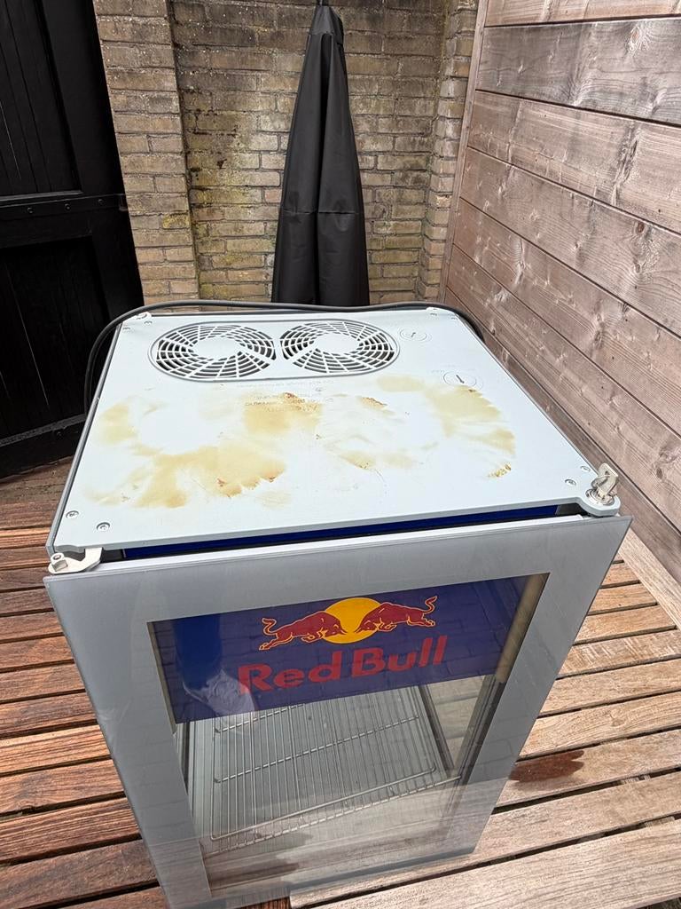 Redbull koelkast, Ophalen, Zo goed als nieuw