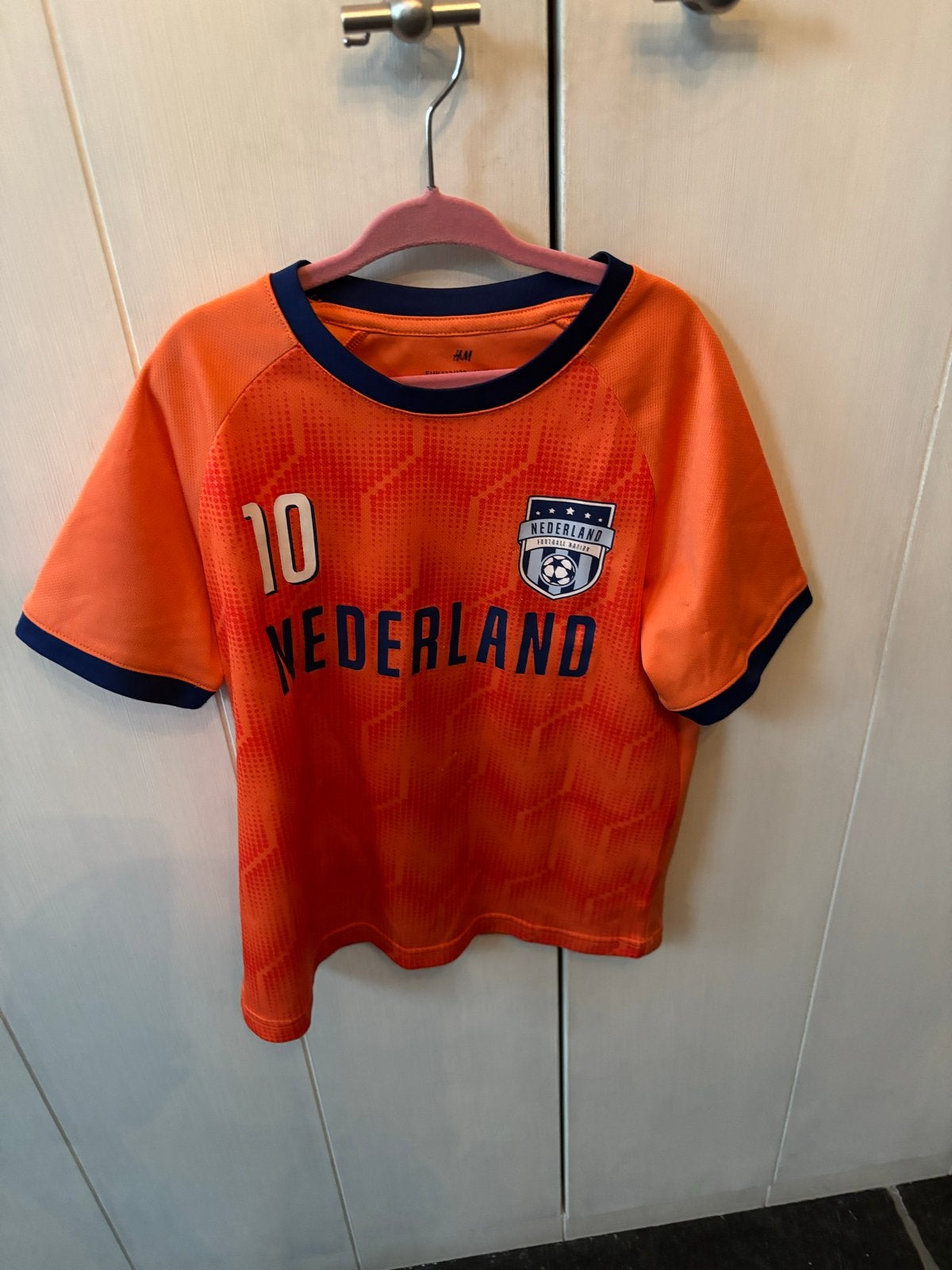 Oranje Nederland voetbalshirt maat 122/128 H&M, Kinderen en Baby's, Ophalen of Verzenden, Gebruikt, Jongen of Meisje