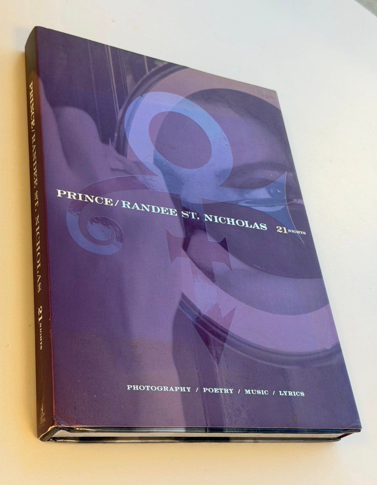 Prince 21 Nights Hardcover Boek Indigo Nights CD fotografie, Ophalen of Verzenden, Zo goed als nieuw, Fotografie algemeen