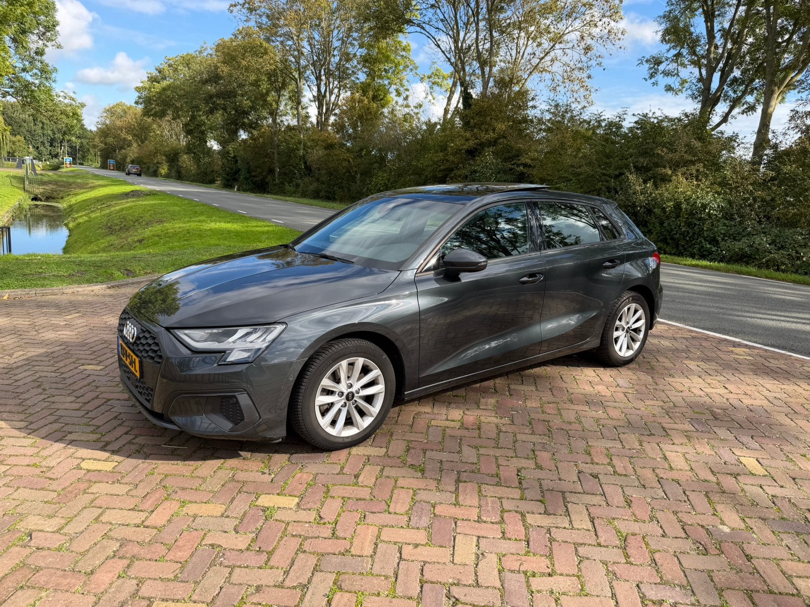 Audi A3 2021/AUTOMAAT / PANO / B&O/ LEDER, Auto's, Dealer onderhouden, Zwart, Leder, 19 km/l