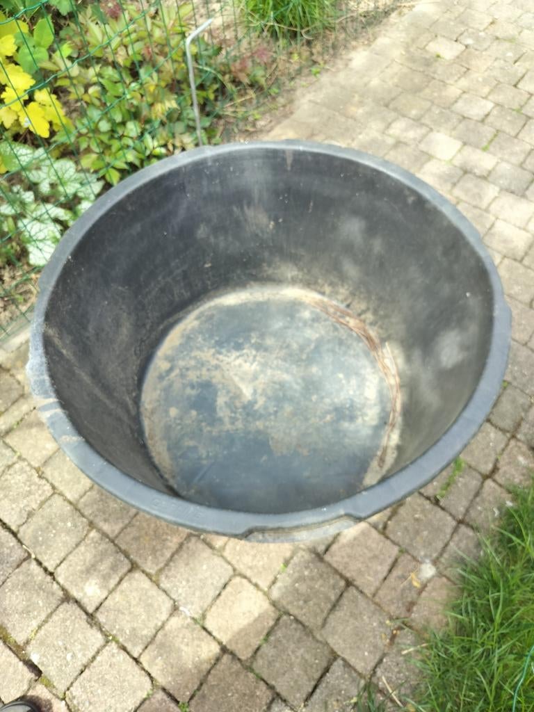 Gratis: bak om vijvertje mee te maken, Tuin en Terras, Vijvers, Ophalen