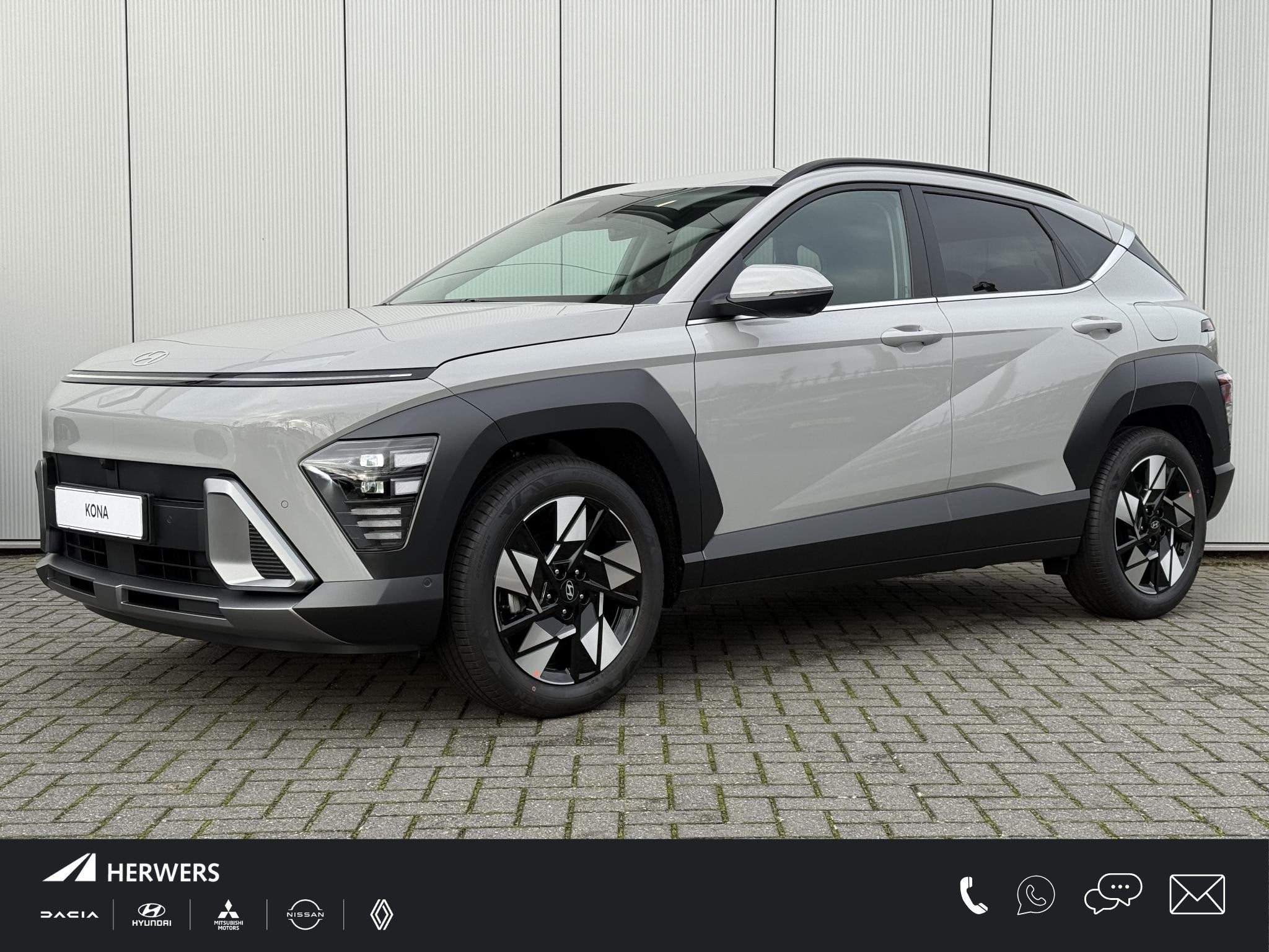 Hyundai Kona 1.6 GDI HEV Premium / Demo Deal / MY 26 / Zwart, Lichtsensor, 137 pk, Euro 6, 1110 kg
