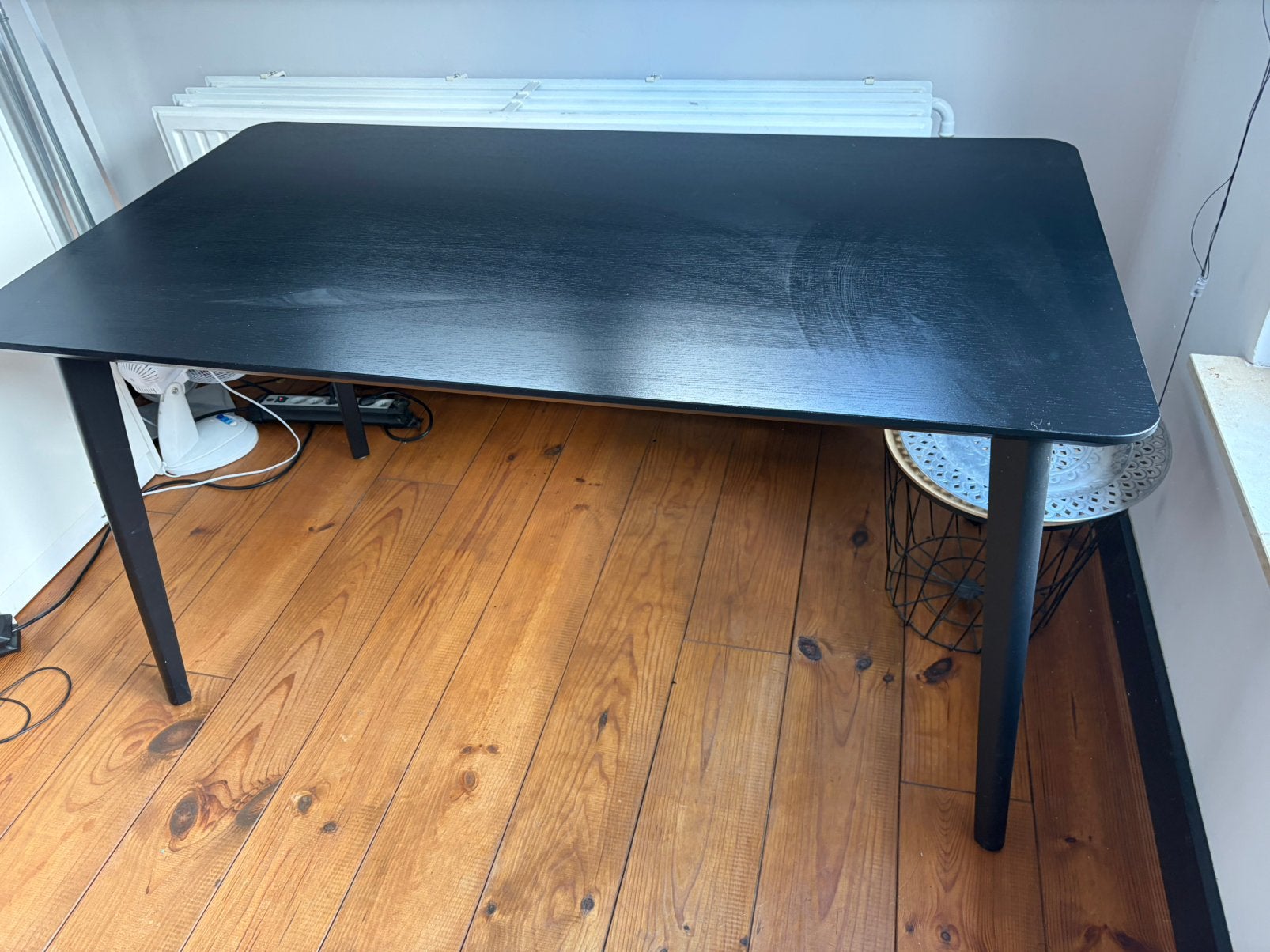 Zwarte ikea eettafel (lisabo), Ophalen, 100 tot 150 cm, 50 tot 100 cm, Zo goed als nieuw