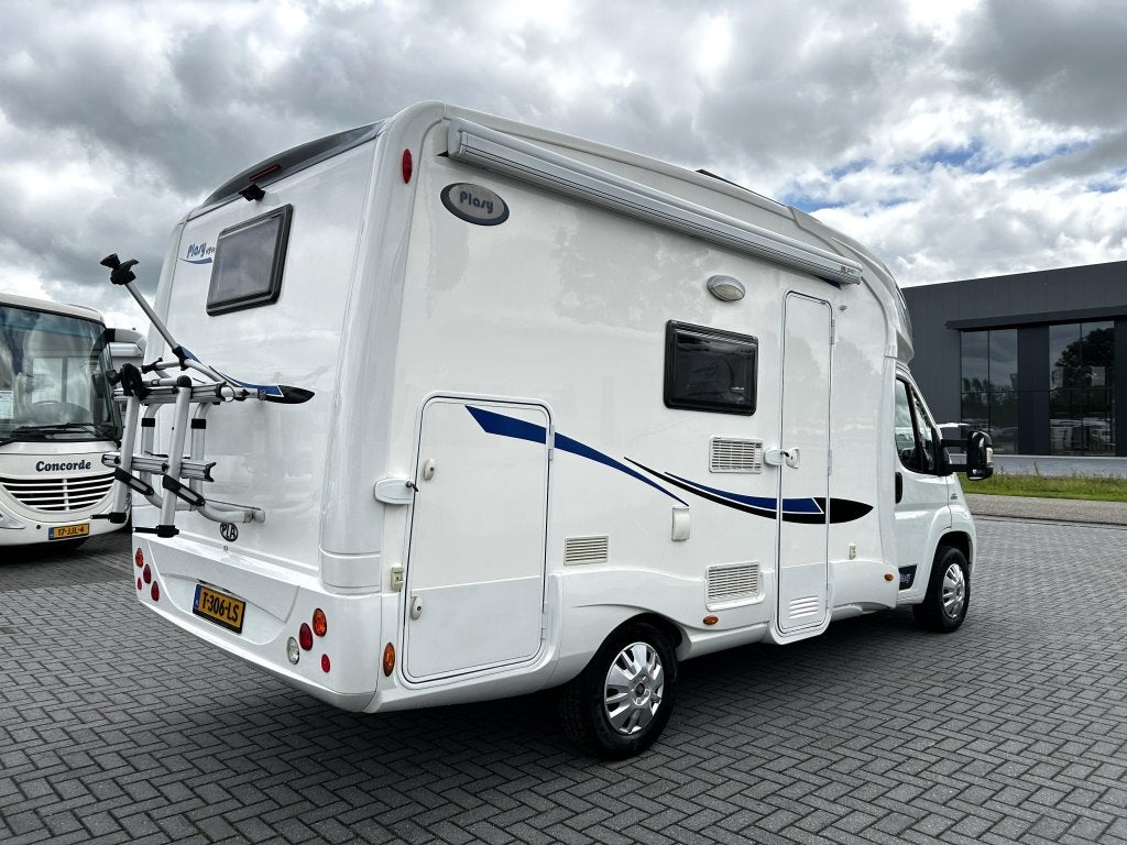 PLA Camper Plasy 63HP Dwarsbed/Hefbed/2016/6.2M/Euro-5/Airco, Caravans en Kamperen, Campers, Overige merken, Fiat, 6 tot 7 meter