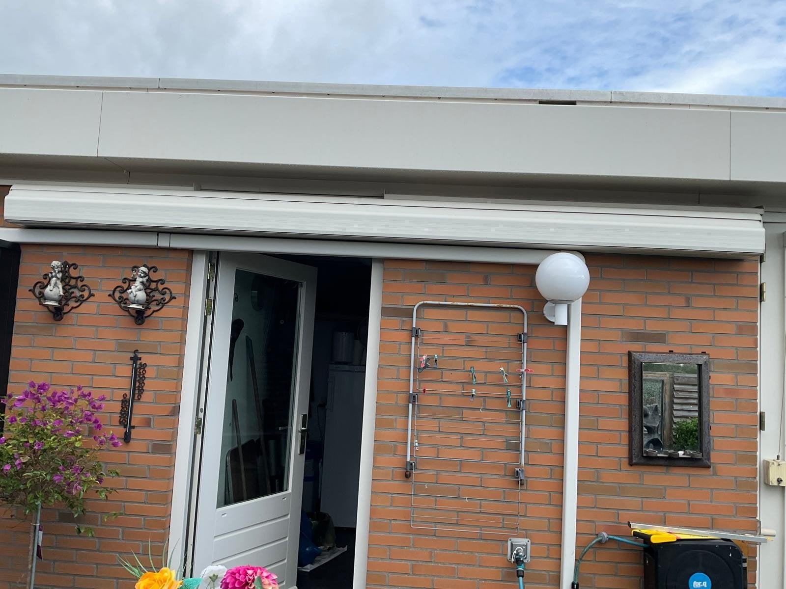 Elektrisch bedienbaar zonnescherm met zwenkarmen - Okergeel, Tuin en Terras, Ophalen