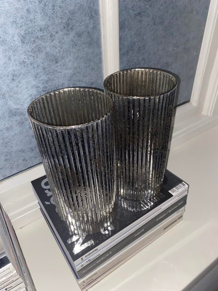 2 Ribbel Glazen Vazen / Windlichten Zilver Chroom Intratuin, Overige kleuren, Ophalen of Verzenden, Minder dan 50 cm, Glas