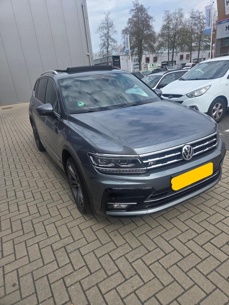 VW Tiguan R-Line Pano 1.5 TSI 7-DSG FULL OPTION, Auto's, 1498 cc, Leder, Particulier, 6 cilinders