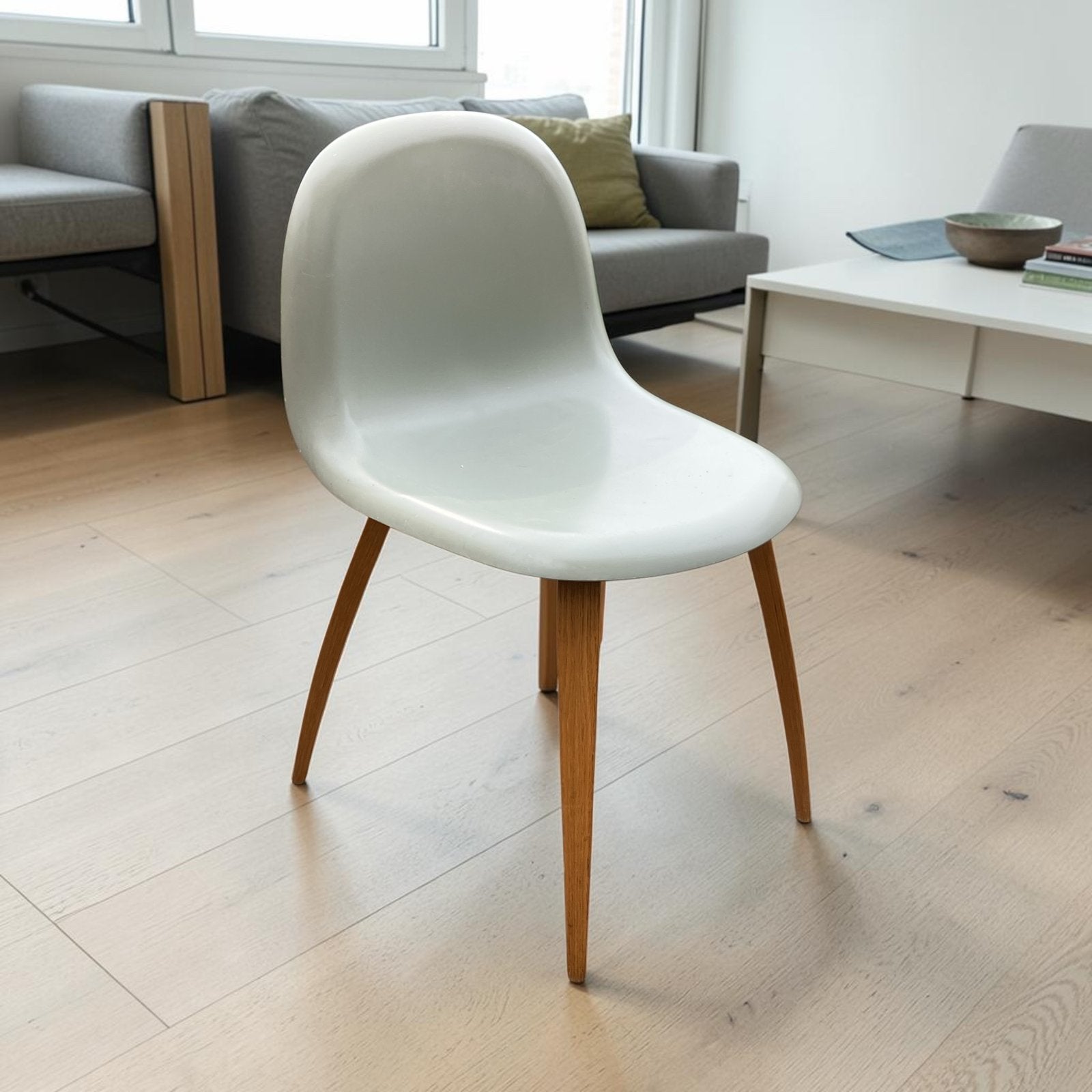 Gubi 3D stoel Deens design , 2011, Huis en Inrichting, Stoelen, Gebruikt, Denemarken, GUBI, Ophalen
