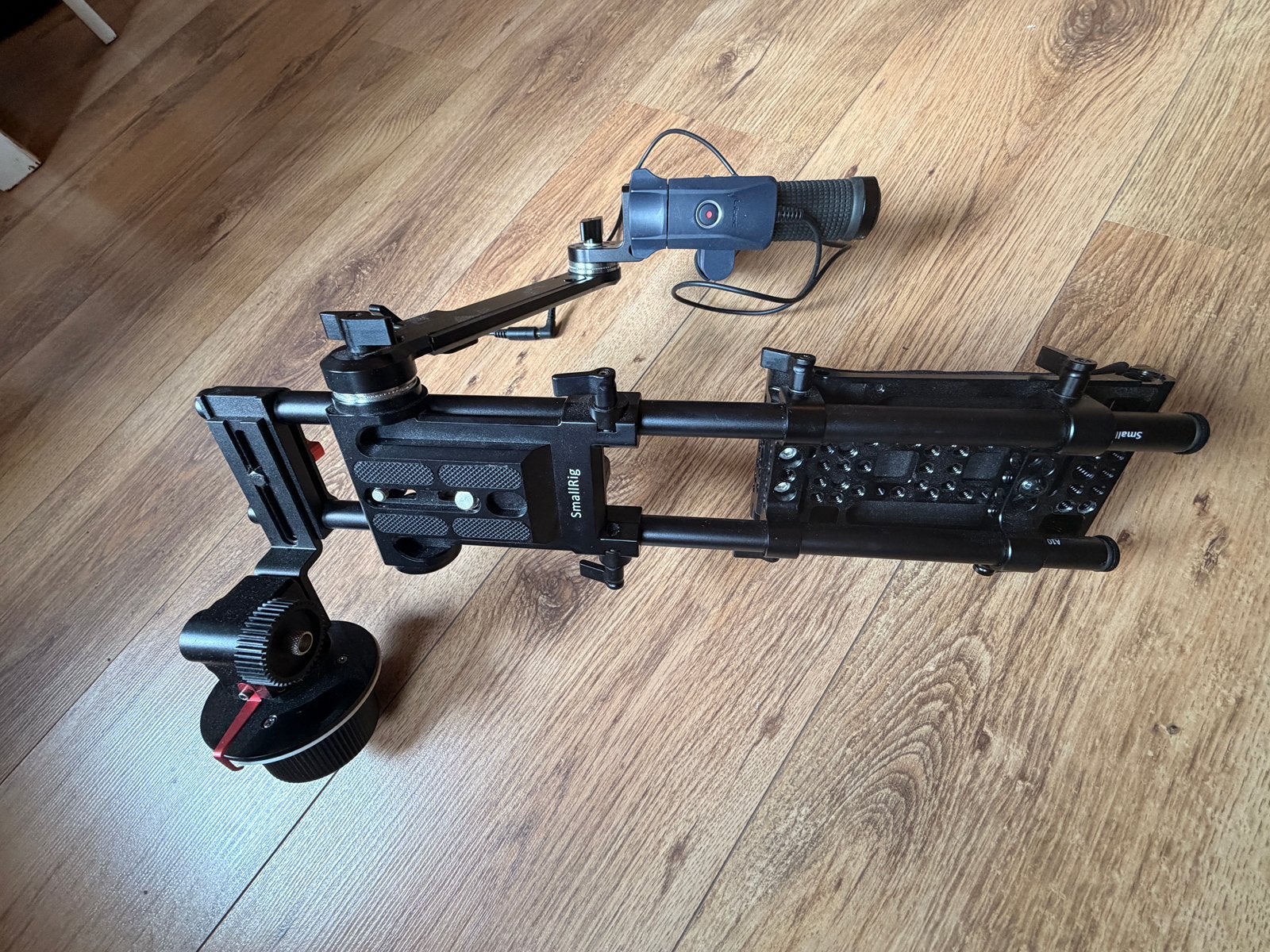 SmallRig schouderrig met ARRI Rosette-handle, Ophalen of Verzenden, Zo goed als nieuw, Video