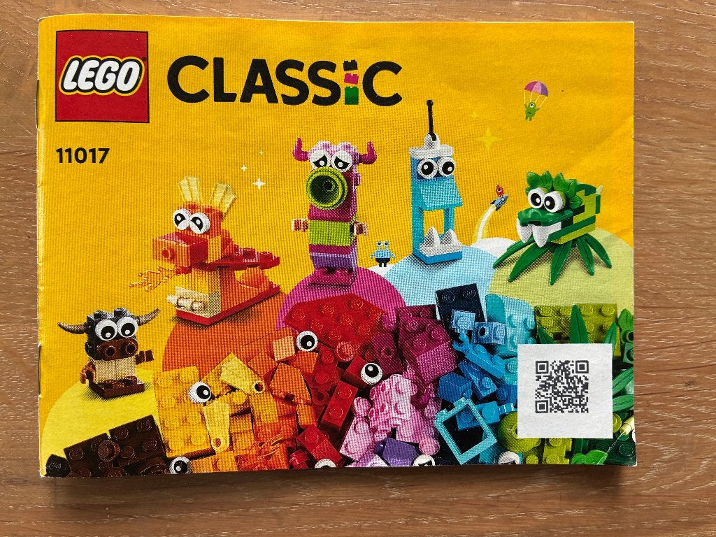 Lego Classic Creative Monsters #11017 (2022), Ophalen, Overige thema's, Lego, Compleet