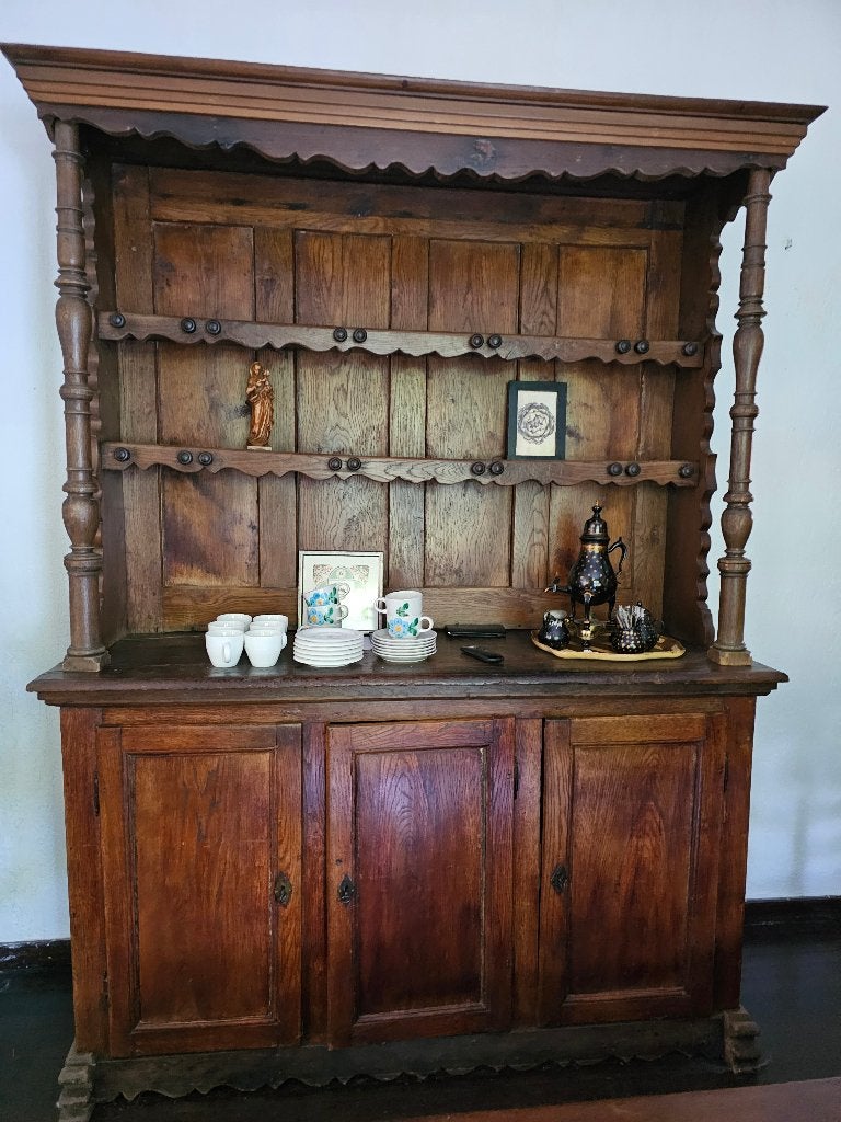Te Koop Antieke kast, Ophalen