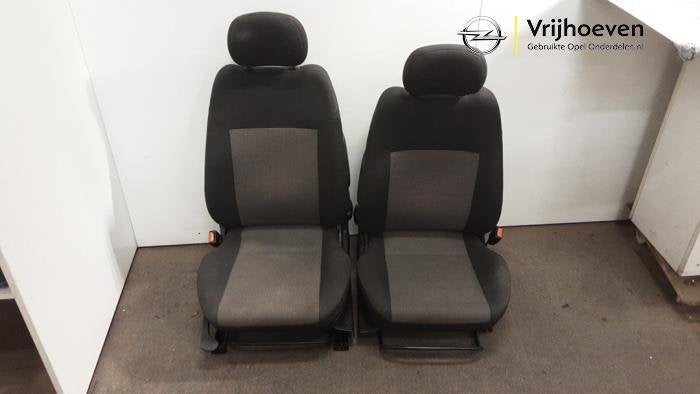 Bekleding Set (compleet) van een Opel Agila (Agila 00-), Auto-onderdelen, Gebruikt, -, -, Opel