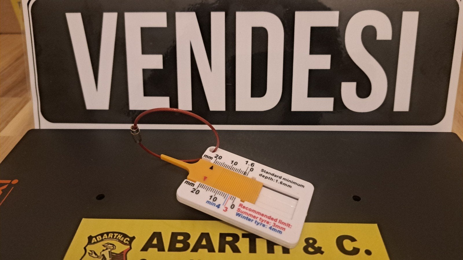 Bandenprofiel meter Alfa Romeo., Auto diversen, Ophalen of Verzenden