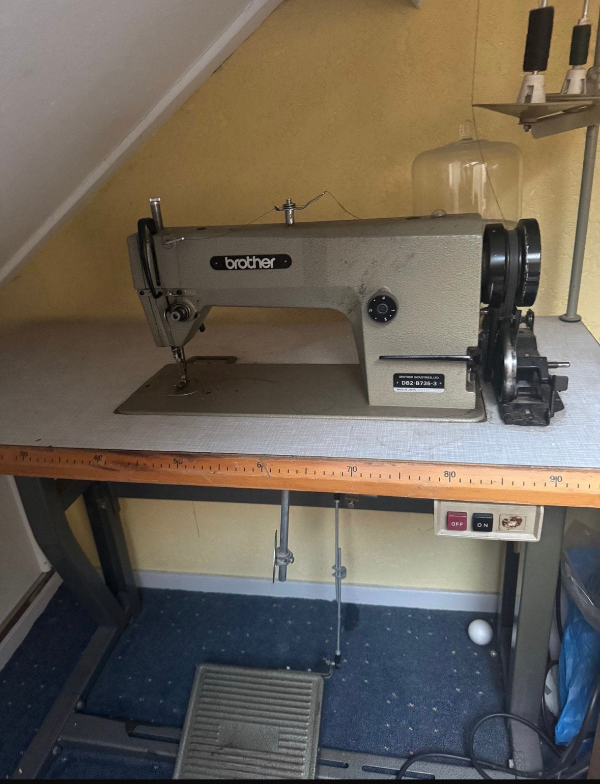 Brother indrustrieel naaimachine, Hobby en Vrije tijd, Naaimachines en Toebehoren, Ophalen of Verzenden, Zo goed als nieuw, Naaimachine