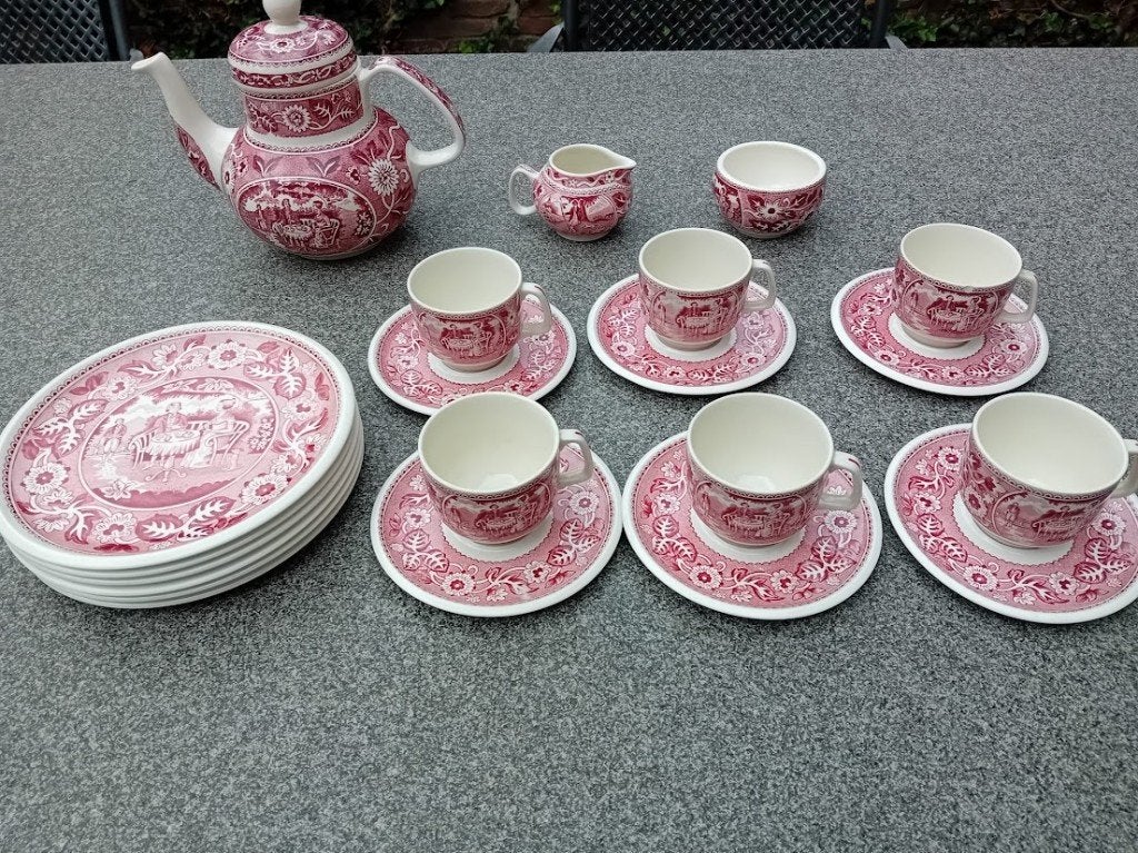 Servies Boch teadrinker tea drinker rood in prima staat., Overige merken, Overige typen, Ophalen of Verzenden, Zo goed als nieuw