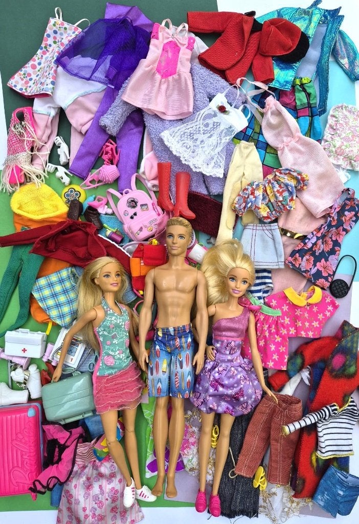 Barbie poppen Mattel + veel kleertjes + accessoires, Ophalen of Verzenden, Zo goed als nieuw, Barbie