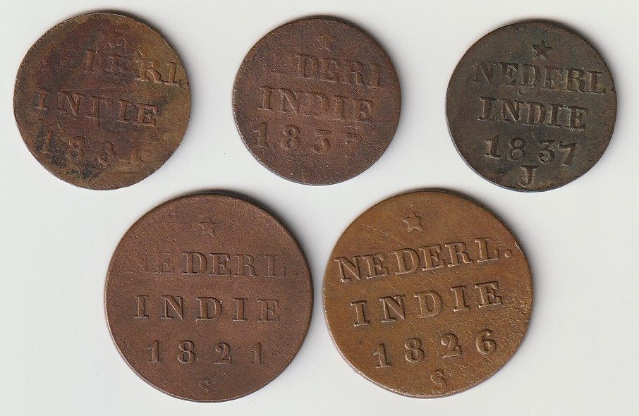 5 munten Nederlands Inde, 3x 1 cent en 2x 1/2 stuiver, Postzegels en Munten, Verzenden, Zuidoost-Azië, Setje