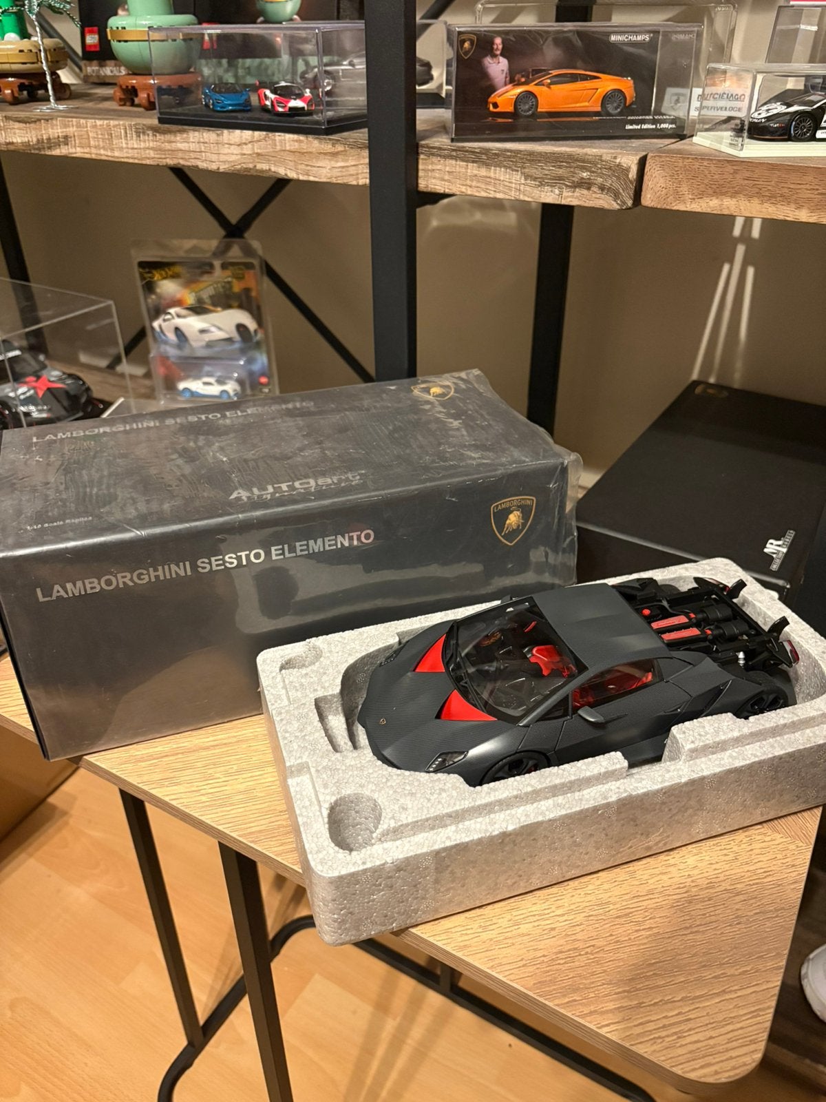 1:18 AutoArt Lamborghini Sesto Elemento, Hobby en Vrije tijd, Modelauto's | 1:18, Ophalen of Verzenden, Zo goed als nieuw, Autoart