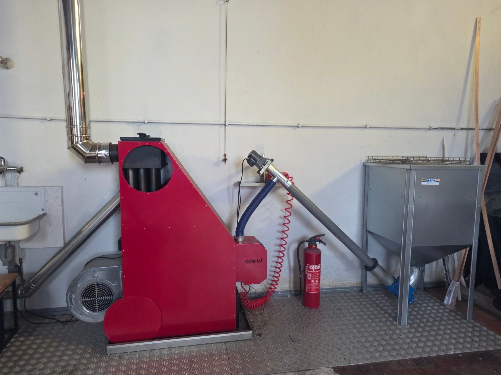 Complete ULMA 40kW Pelletketel / Pelletkachel Werkplaats etc, Ophalen, Gebruikt, Overige brandstoffen, Pelletkachel