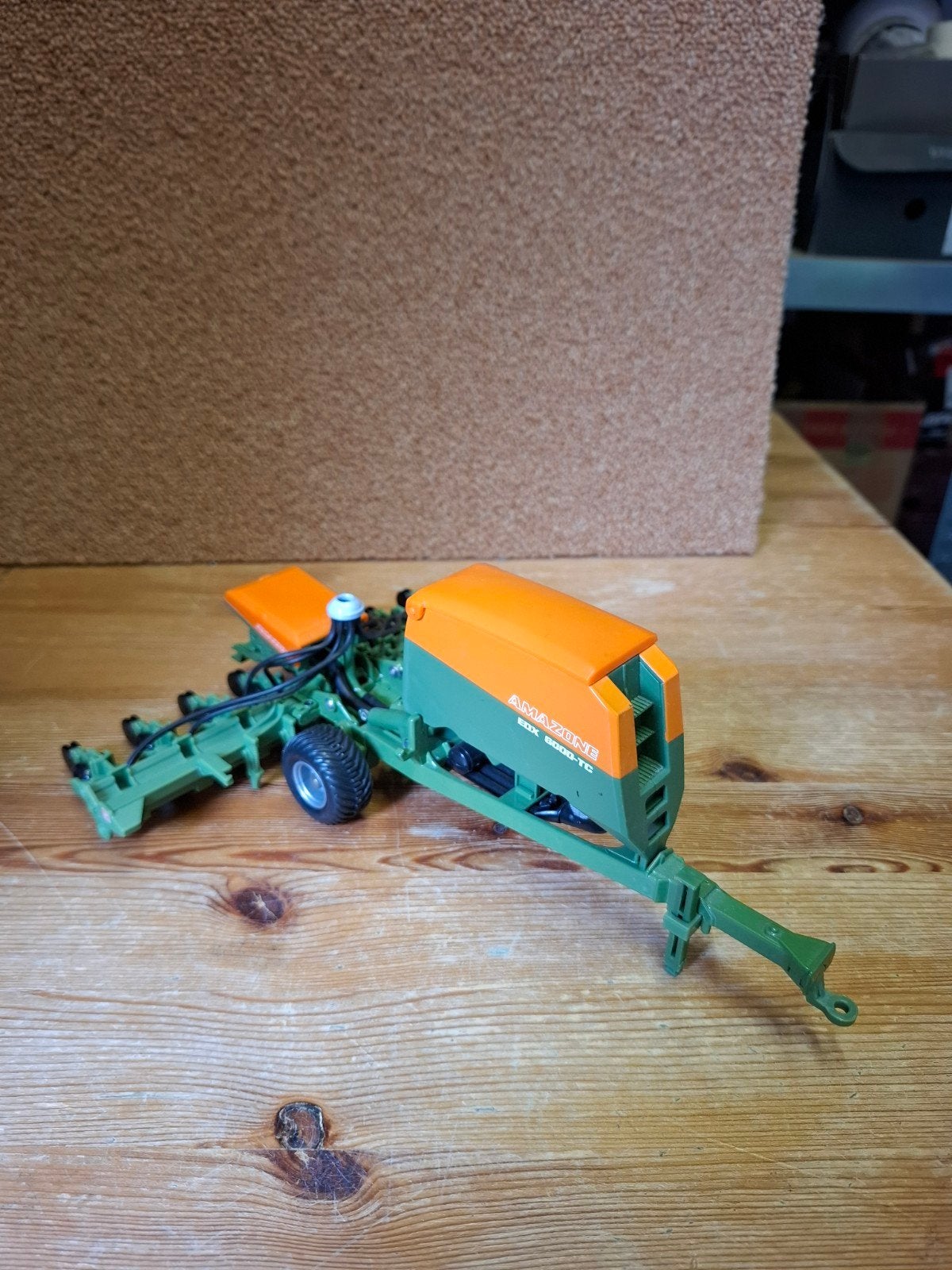Siku Amazone maiszaaimachine, Hobby en Vrije tijd, Modelauto's | 1:32, Ophalen of Verzenden, Gebruikt, Tractor of Landbouw, SIKU