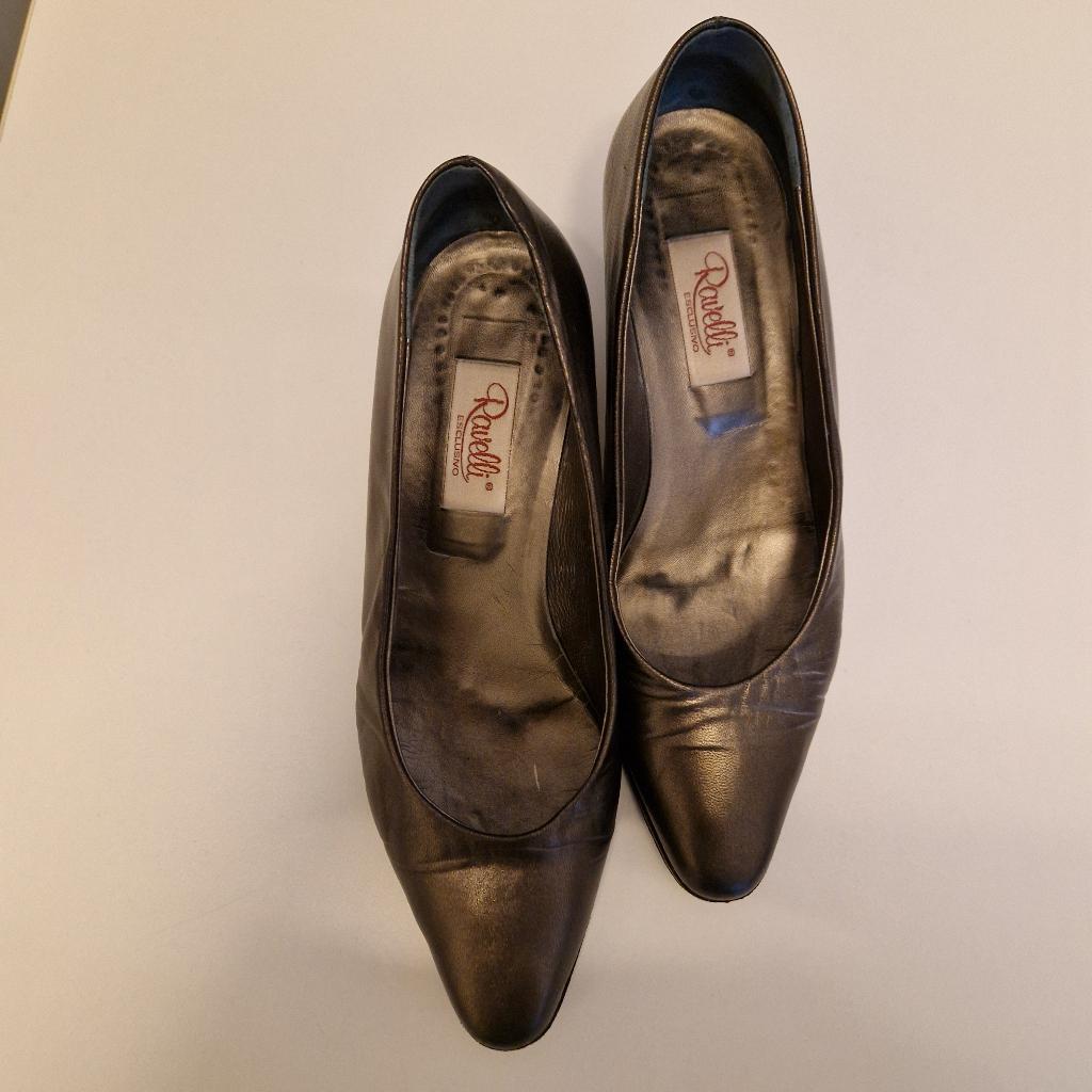 Schoenen Ravelli, Ophalen, Pumps, Overige kleuren, Gedragen