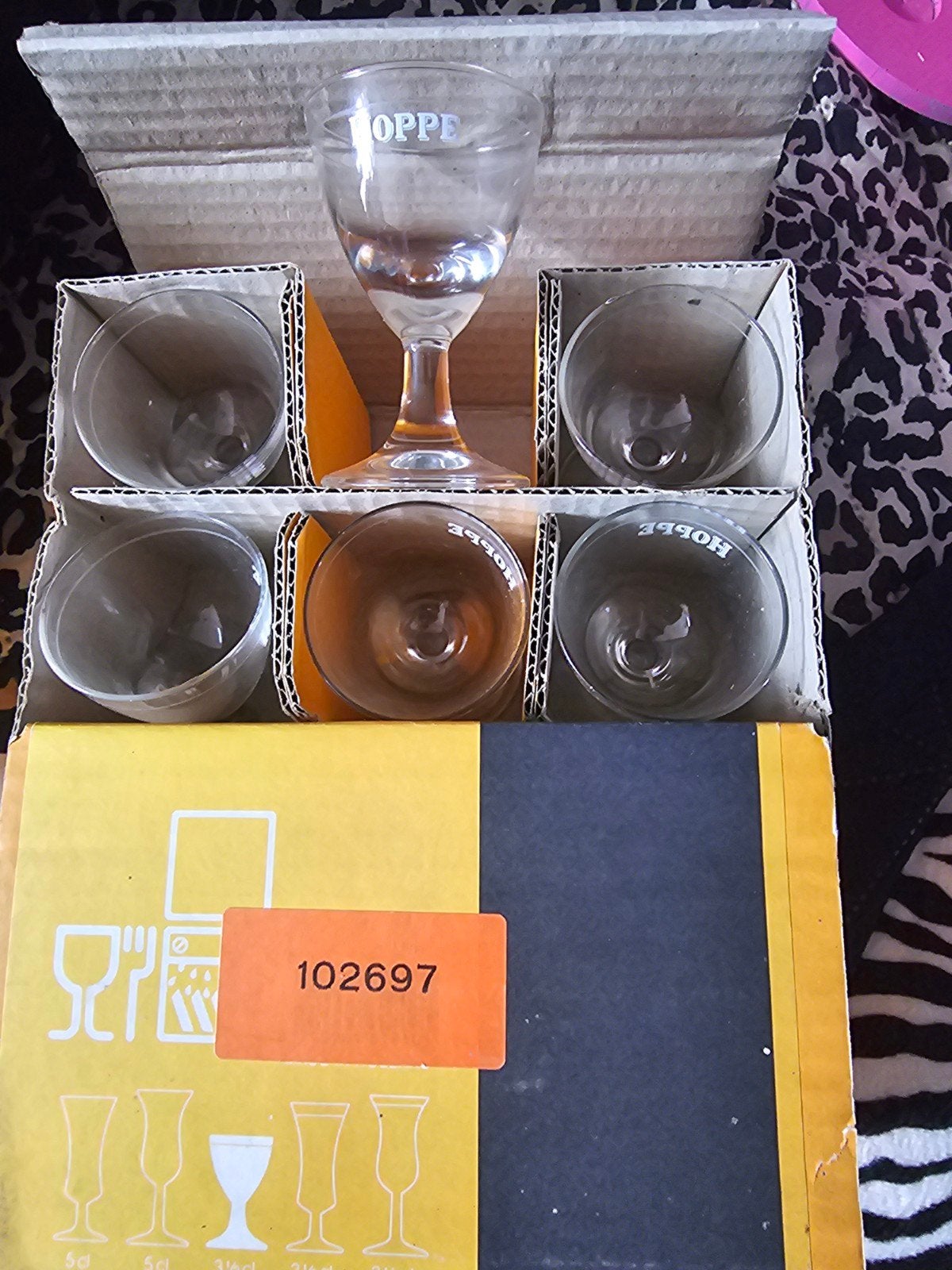 12 oude Hoppe borrelglaasjes in originele verpakking, Verzamelen, Ophalen of Verzenden, Nieuw, Borrel- of Shotglas