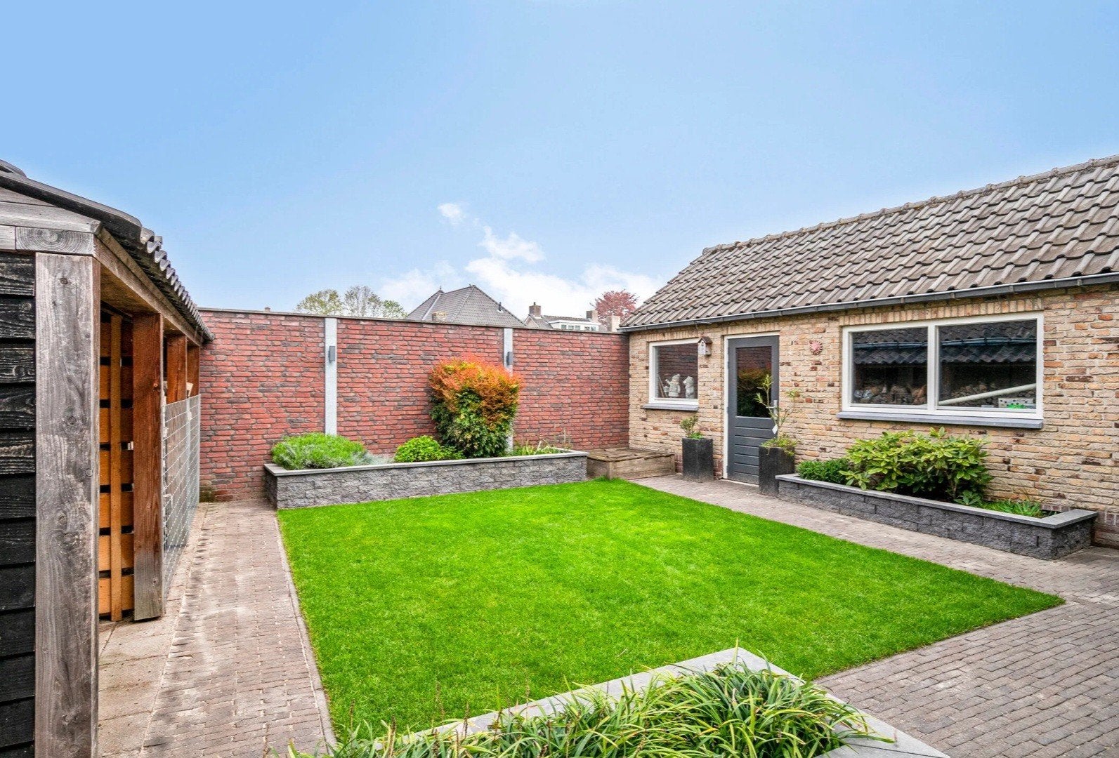 Gebakken Klinkers 20x5 en Beton Tegels 60x60, Tuin en Terras, Ophalen, Gebruikt, Beton, Klinkers